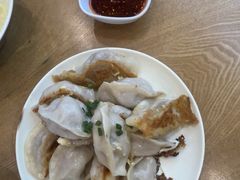 -三好食堂(煎饺·馄饨·肉饼米线·盛世广场店)