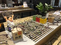 -A380视光·蔡司眼镜店(锦艺城店)