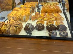 -光明牛奶棚(南泉店)