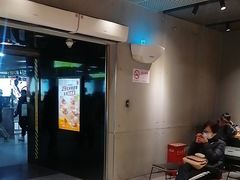 -麦当劳(中山公园龙之梦店)