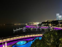 -中茵皇冠假日酒店·棕榈岛湖畔餐厅