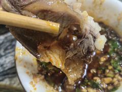 -乳仔牛牦牛汤锅 烤羊排(松潘古城店)