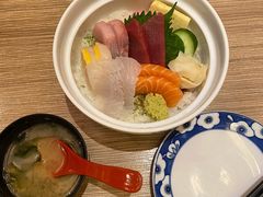 杂锦鱼生饭-小山日本料理(太古汇店)