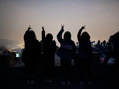 -鬼笑石后山停车场