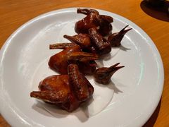 脆皮乳鸽-新荣记(西溪湿地店)