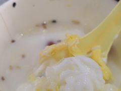 -清真老马家国华牛奶鸡蛋醪糟(正宁路店)