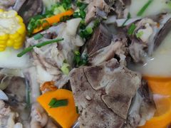 招牌海鲜骨煲-凤城康记饭店