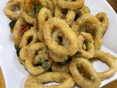 蛋黄鱿鱼-新峰肉骨茶