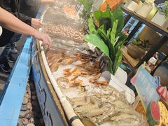 -领鲜活海鲜榴莲自助火锅(东门店)