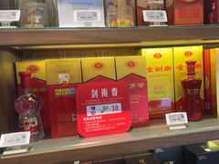 -胖东来生活广场(健康路店)