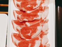 -老牌坊云南鱼豆花火锅(哈西万达店)