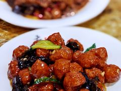 焦溜丸子-红实家常菜(静安里店)