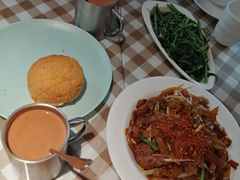 招牌干炒牛河-新大咀港式茶餐厅(宝山万达店)