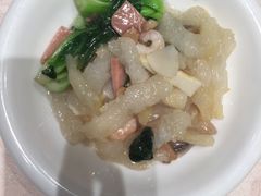 三鲜烩蹄筋-老半斋(福州路店)