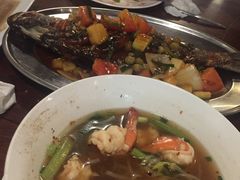 -Dang restaurant (patong phuket)