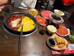 -萍姐火锅·公路夜市(江宁万达店)