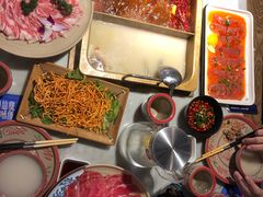 -尚尚仙·酸汤猪手·猪肚鸡火锅(华联万柳购物中心店)