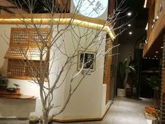 -墨居上隐·院子里火锅(峨眉店)