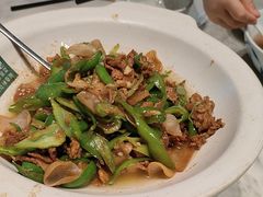 -绿草地·湘菜(酃湖师院店)