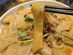 -山河屯铁锅炖·非遗东北菜(南山店)