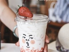 草莓牛奶-Cheevit Cheeva(Sirimangkalajarn)