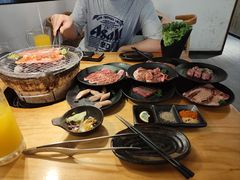 -一汀七輪燒·炭火烤肉自助专研店(万达店)