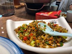 -有红鸡毛店·川菜(建设路店)