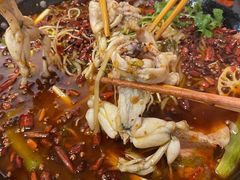 老铁锅秘制美蛙-鸿顺老铁锅美蛙鱼府(解放碑店)