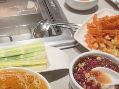 -海底捞火锅(银泰中心店)