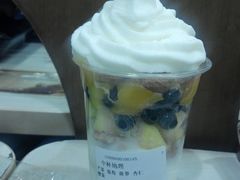 -三佰瑞冻酸奶(凯德MALL店)