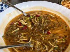 酸萝卜蛏子煮豆面-玖五京菜(杭州城北万象城店)