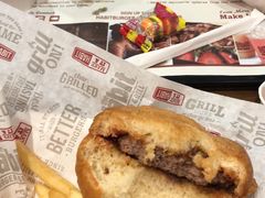 儿童牛肉堡-The Habit Burger Grill 哈比特汉堡(世博店)