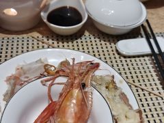 -雍和会海鲜姿造自助(湖东路店)