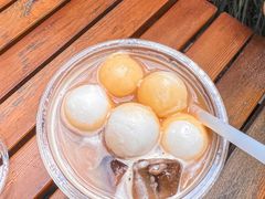 -全家便利店(愚园店)