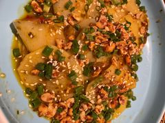 -有红鸡毛店·川菜(建设路店)