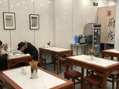 -老西白点心店