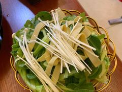 -武氏皖北网红三胖地锅鸡(桐城路店)