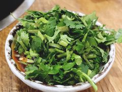 -毛辣果·贵州红酸汤牛肉火锅(西单店)