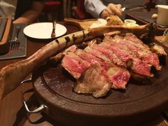 -恰餐厅及酒吧 CHAR Bar & Grill (北京丽都皇冠假日店)