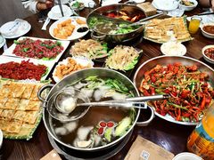 -乡土黄·鲜牛肉火锅·小龙虾(兴业街店)