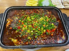 -鱼众不同·鸡公煲·烤全鱼(国顺路店)