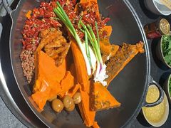 -四小区火锅·巷子里的重庆火锅(花照壁店)