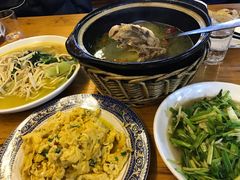 -云河农家乐饭店(福禄缘树山店)