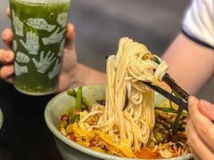 -粉家柳州螺蛳粉(杨宅路店)