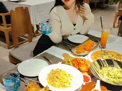 -四月吧餐厅(正阳步行街店)