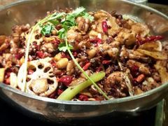 干锅牛蛙-蛙蛙叫干锅年代(簋街总店)