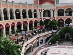 -佛罗伦萨小镇广佛名品奥特莱斯(疏港路店)