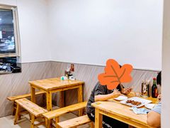 -铭记烧烤制作社•吊炉乳鸽 延吉冷面