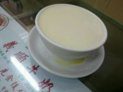 -义顺牛奶公司(新马路老店)