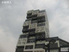 -资和信百货商场